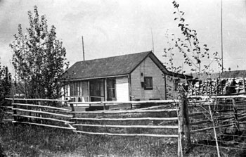 The Tidds′ home in Mayo. 1933