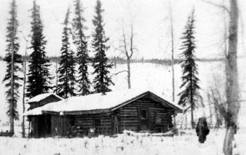 La petite cabane où Claude et Mary se rendaient parfois à l'extérieur de Dawson. 